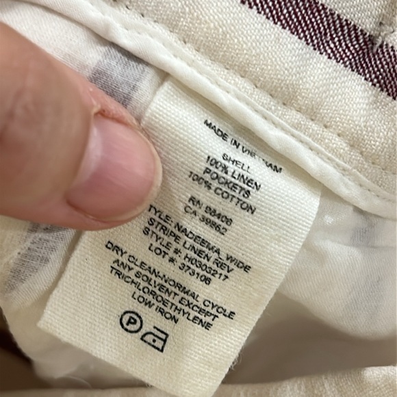 Theory Nadeema Wide Leg Striped Crop Linen Pants in Cream/Maroon Stripe - 8 - Picture 12 of 12